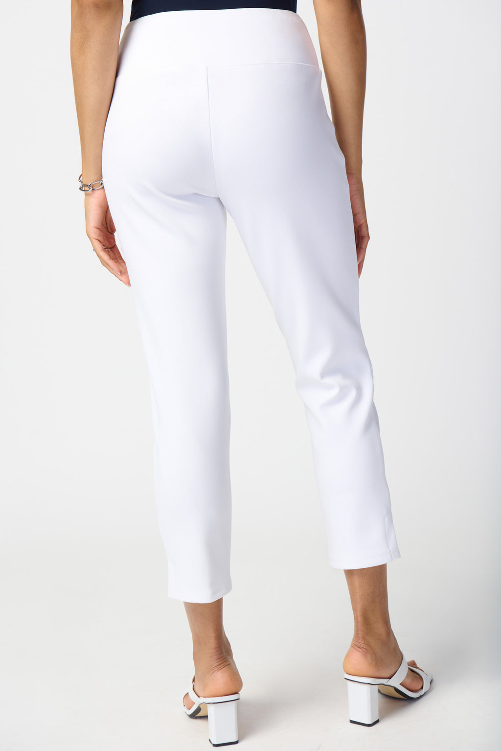 Joseph Ribkoff Vanilla Crop Pull-On Pants Style 241105