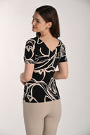 Frank Lyman Short Sleeve V-neck Floral Top Style 261228
