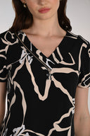 Frank Lyman Short Sleeve V-neck Floral Top Style 261228