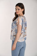 Frank Lyman Floral Crew Neck Top Style 261289