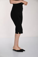 Frank Lyman Cropped Slim Trousers Style 261341