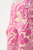 Joseph Ribkoff Floral Print Pull-On Cropped Pants Style 262205