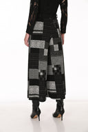 Frank Lyman abstract print plaid cropped wide leg pants Style 263457