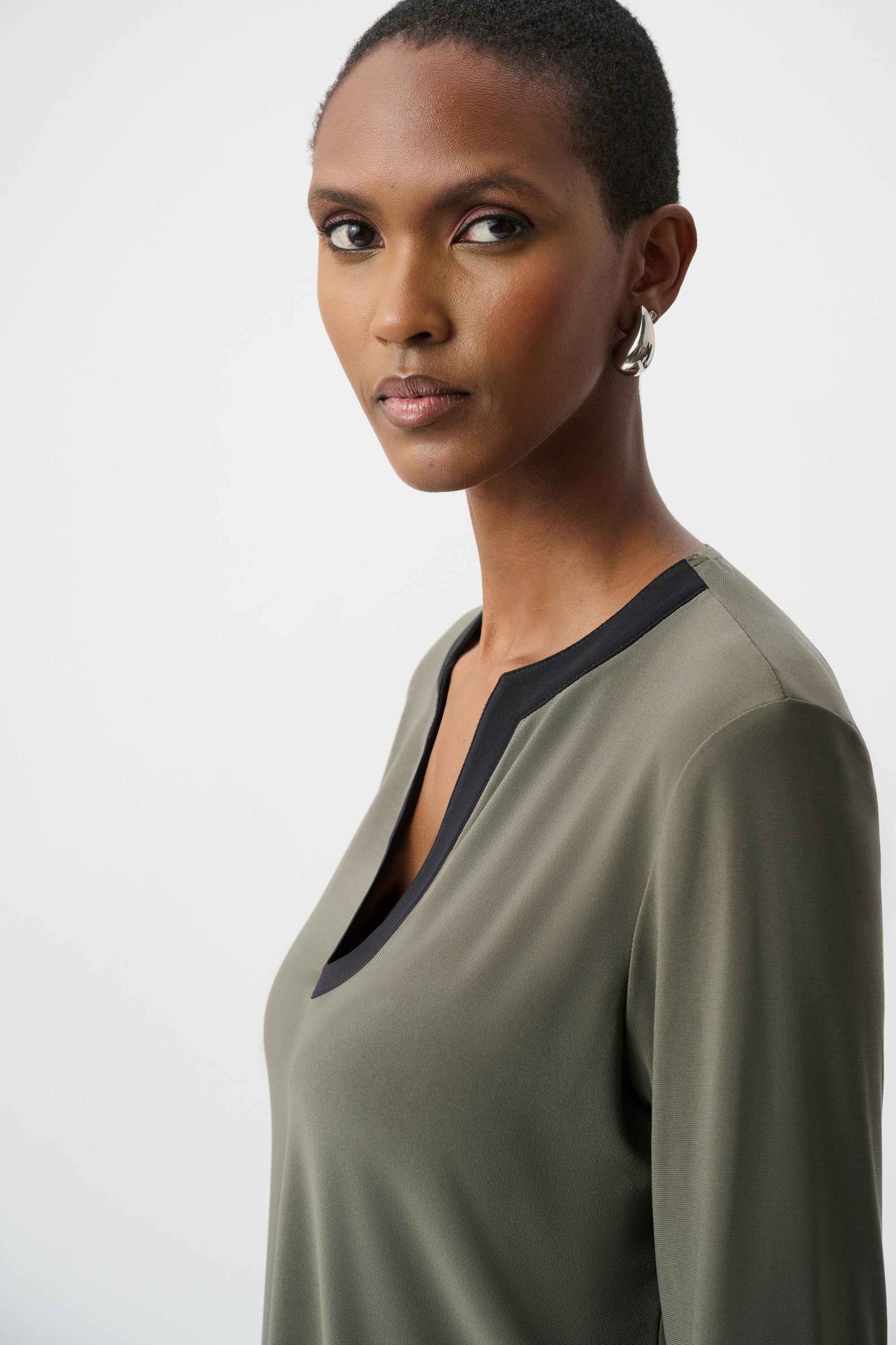Joseph Ribkoff Color Block Straight Top Style 263629 – Luxetire