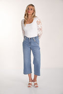 Frank Lyman Cropped High-waisted Jeans Style 266523